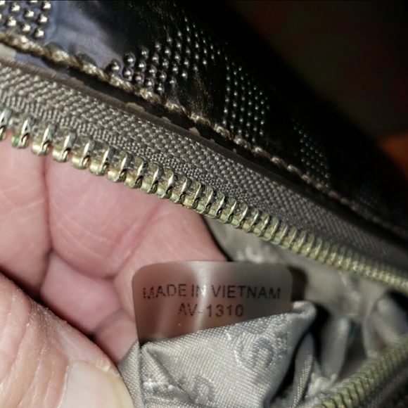 Michael Kors Silver Metallic Mirror Satchel Bag & Wallet Set - Picture 13 of 16